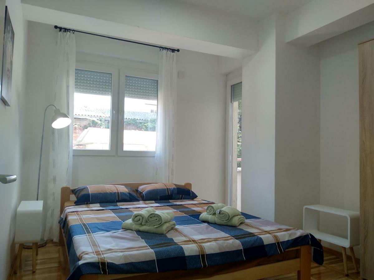 Tea Apartment Kumanovo Bagian luar foto