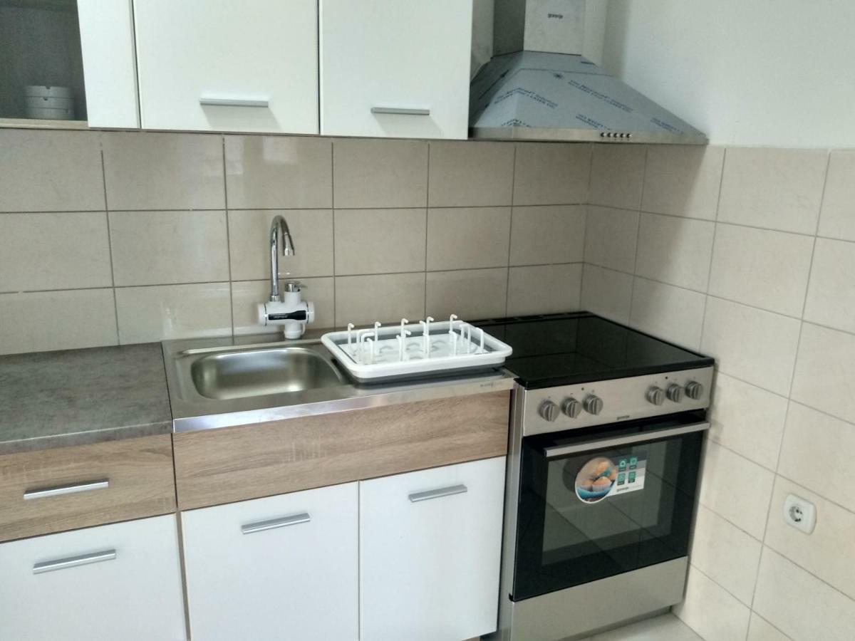 Tea Apartment Kumanovo Bagian luar foto