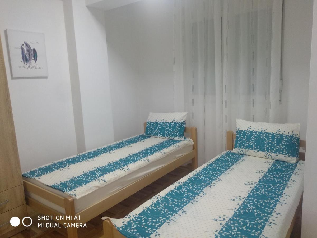Tea Apartment Kumanovo Bagian luar foto